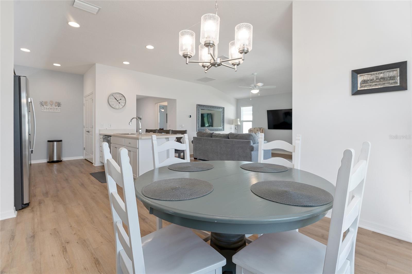 6764 MARY LOOP, THE VILLAGES, FL, 34762