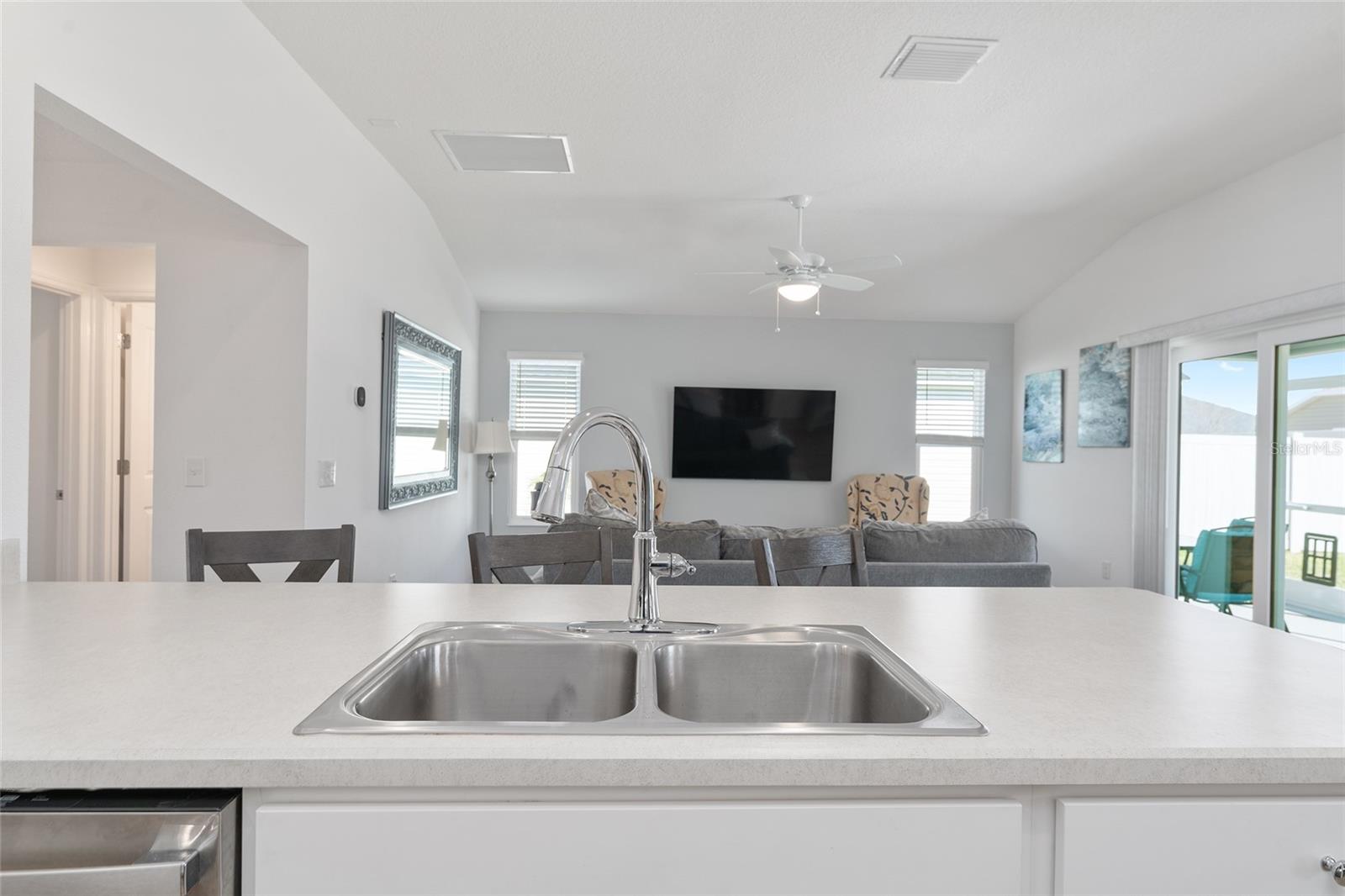 6764 MARY LOOP, THE VILLAGES, FL, 34762