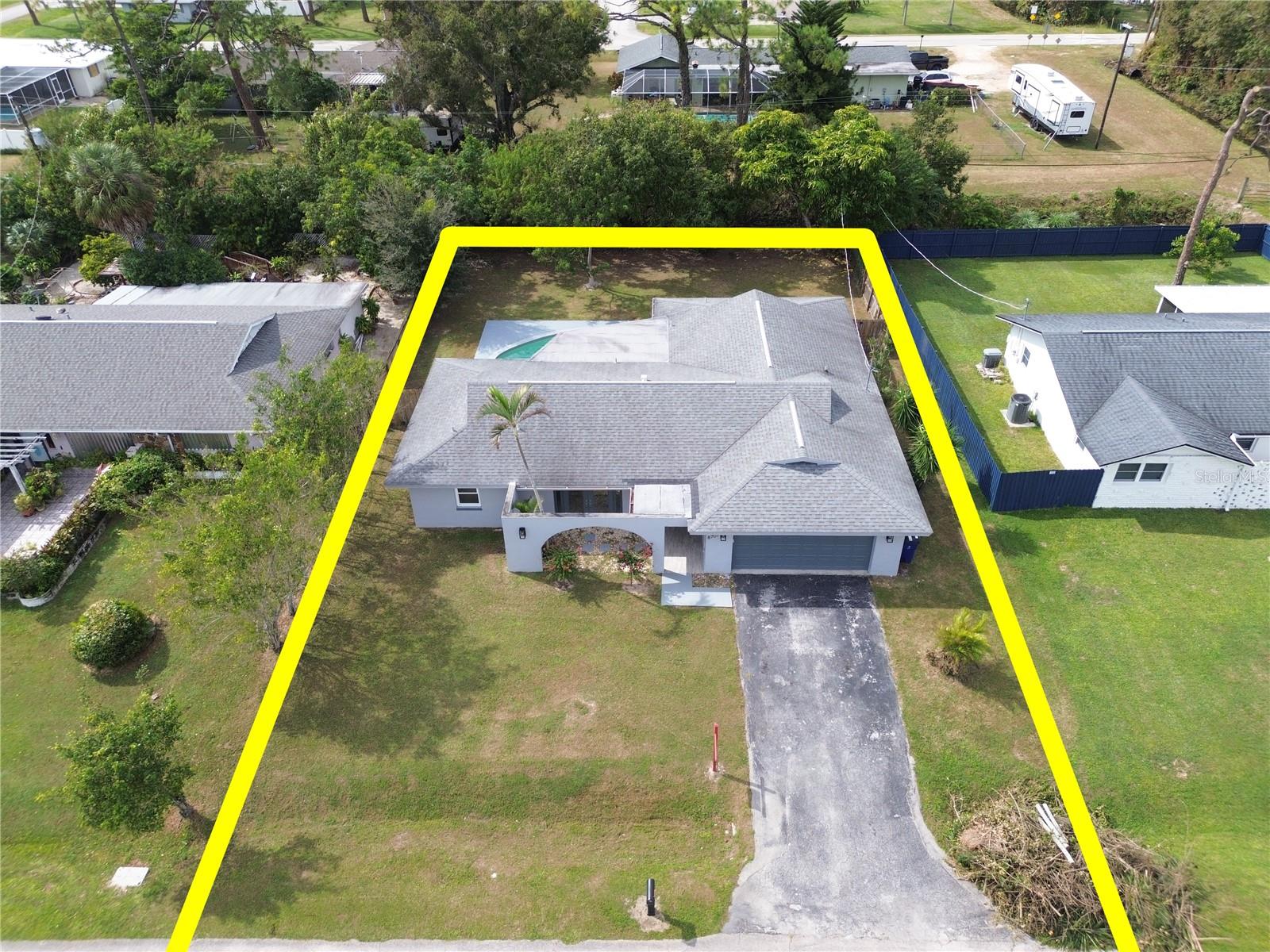 8707 CHATHAM ST, FORT MYERS, FL, 33907