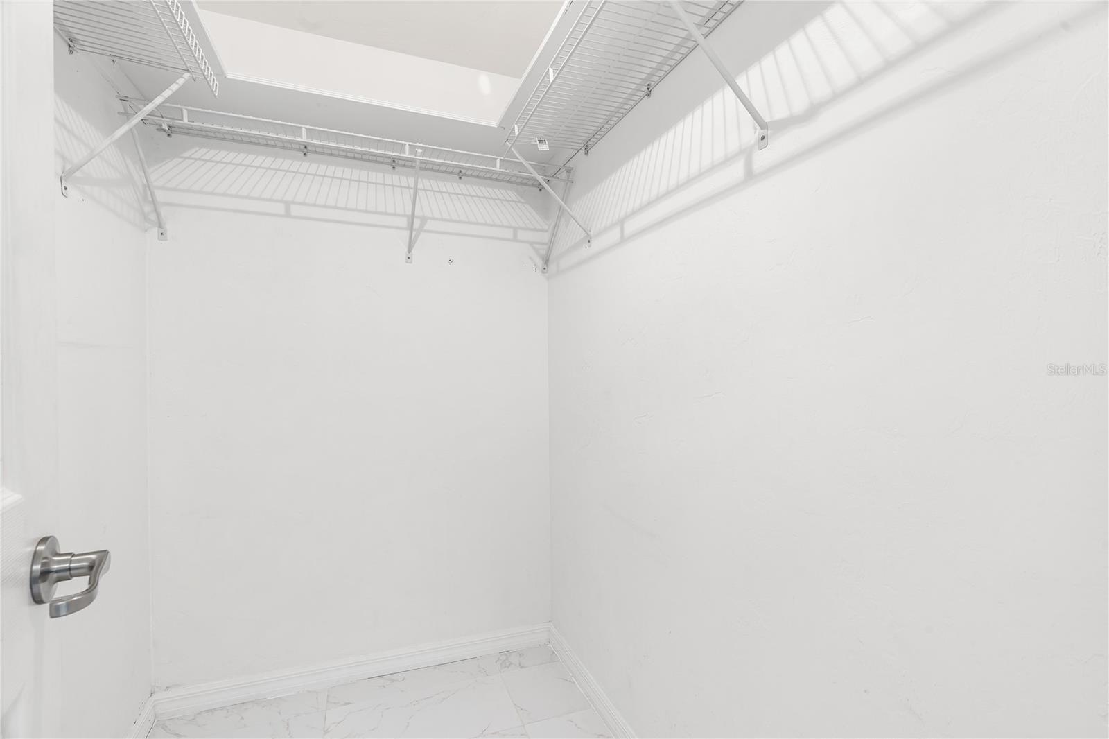 8707 CHATHAM ST, FORT MYERS, FL, 33907