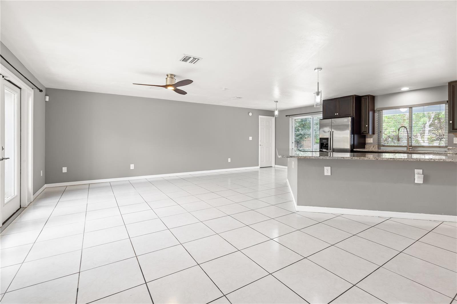 8707 CHATHAM ST, FORT MYERS, FL, 33907