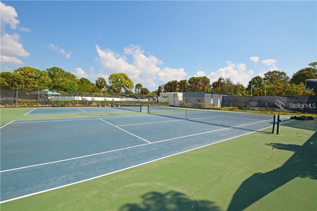 7975 58TH AVE N #402, ST PETERSBURG, FL, 33709