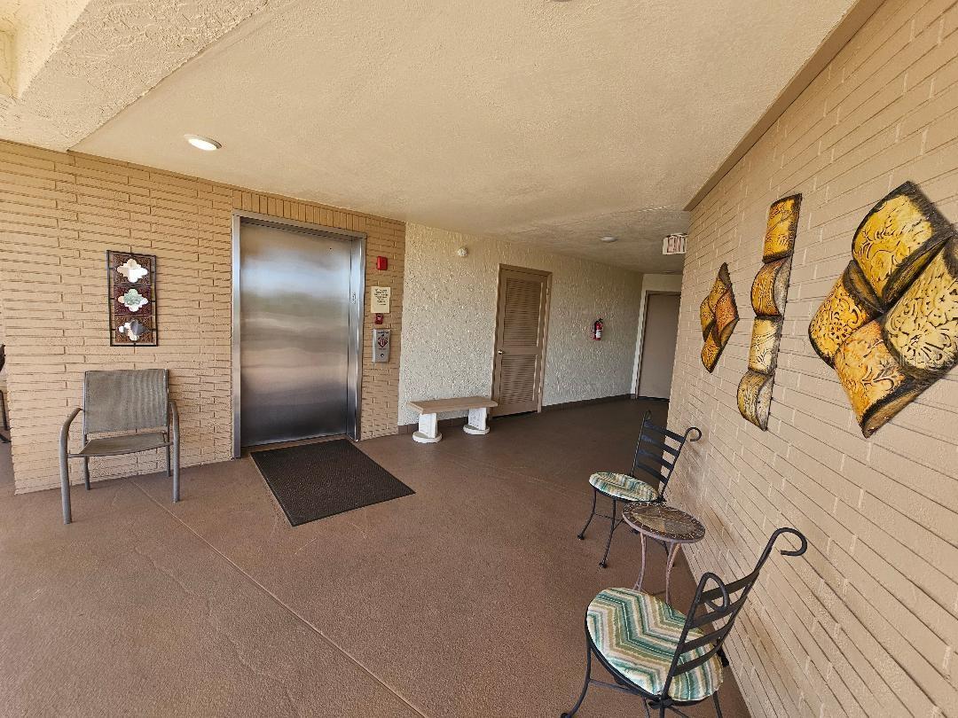 7975 58TH AVE N #402, ST PETERSBURG, FL, 33709