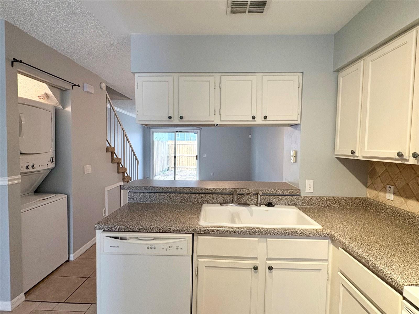 11356 STRATTON PARK DR, TEMPLE TERRACE, FL, 33617