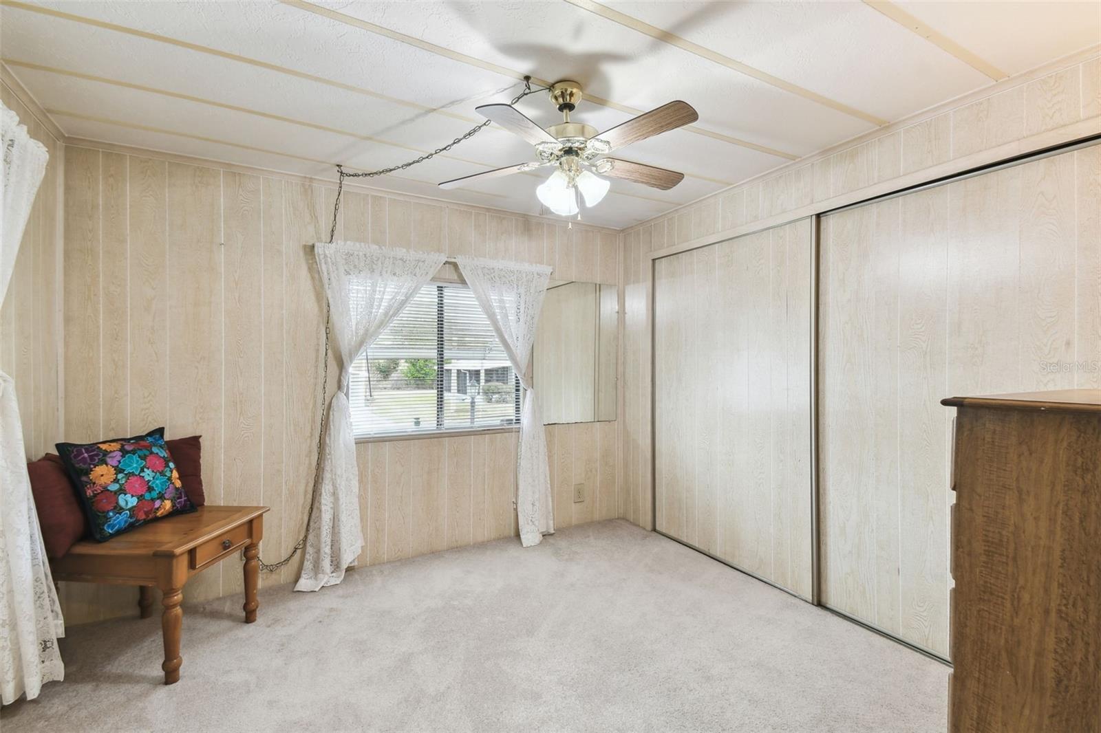 P4933486 Property Photo