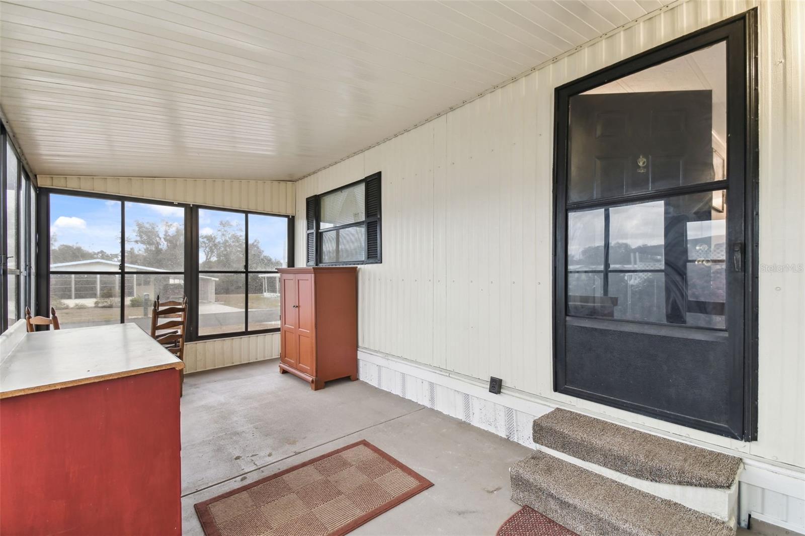 P4933486 Property Photo