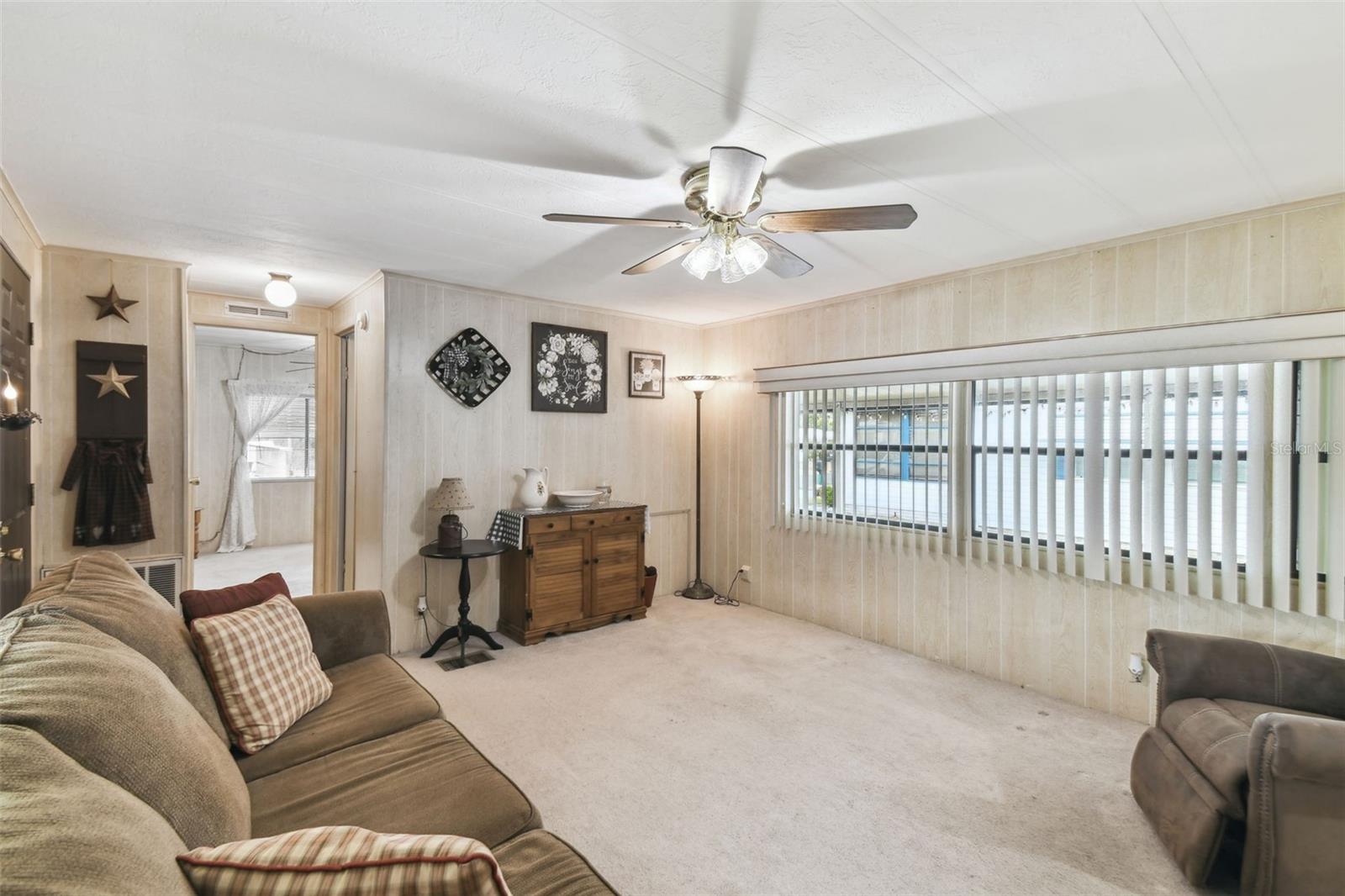 P4933486 Property Photo