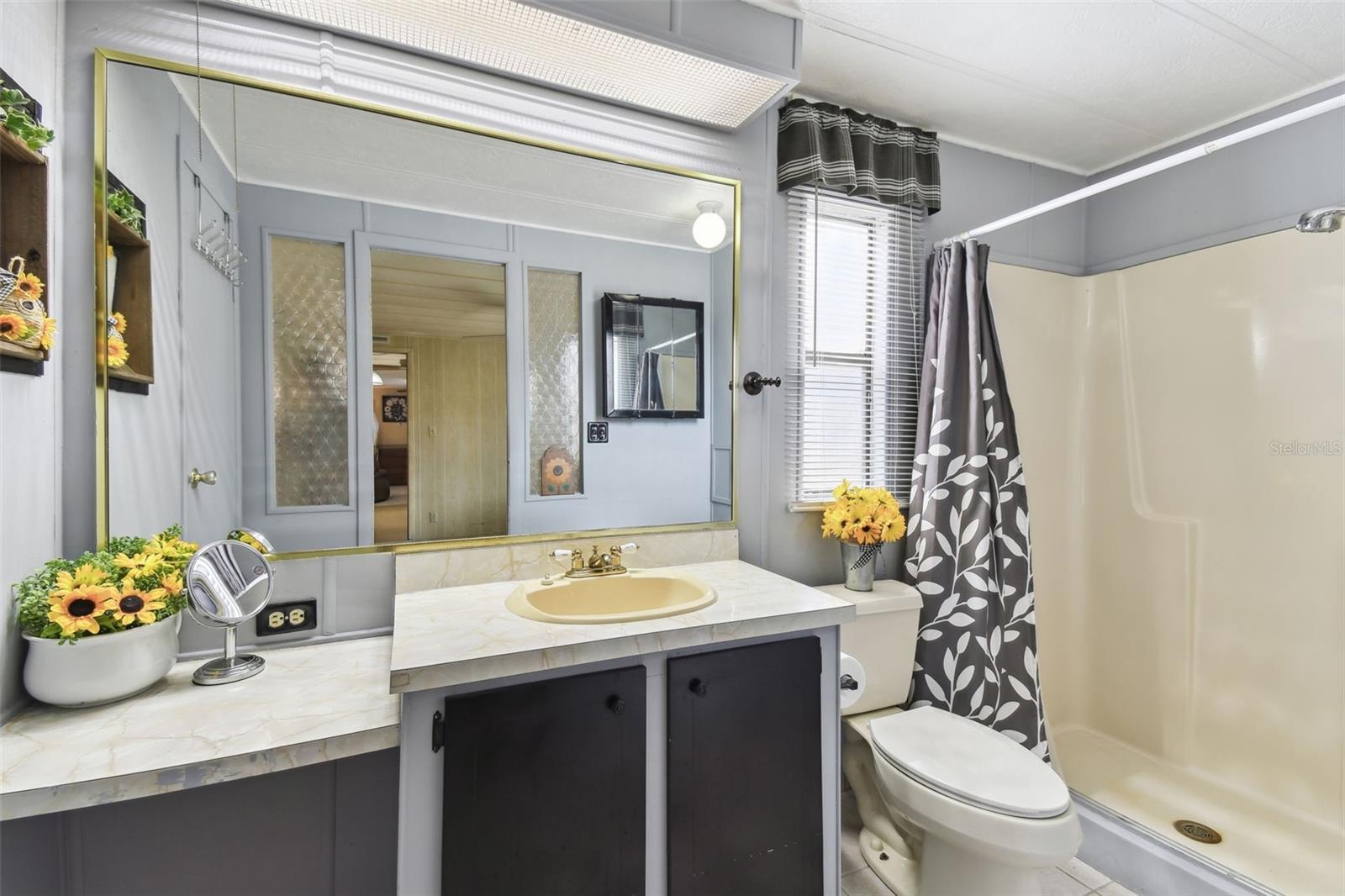 P4933486 Property Photo