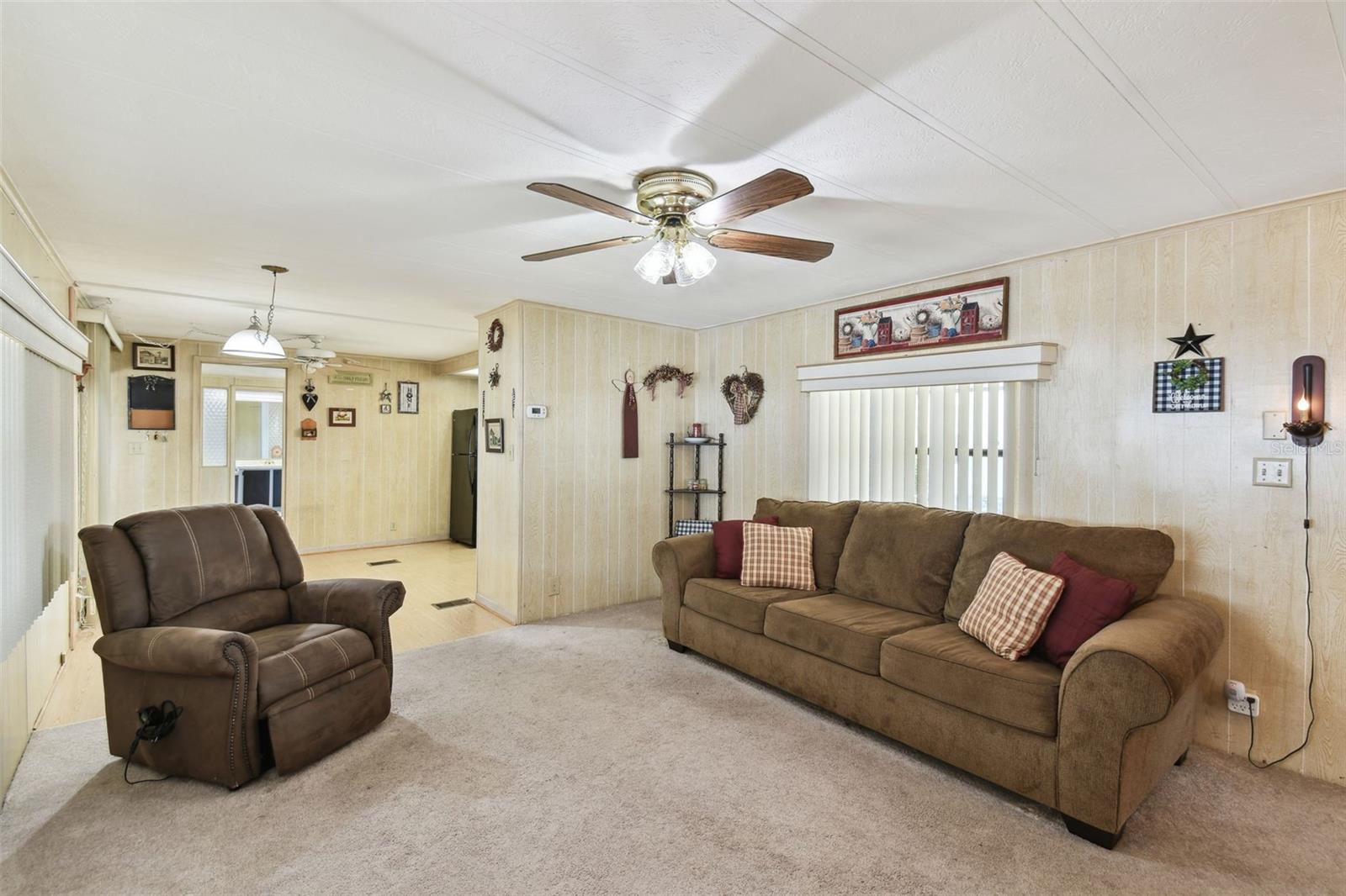 P4933486 Property Photo