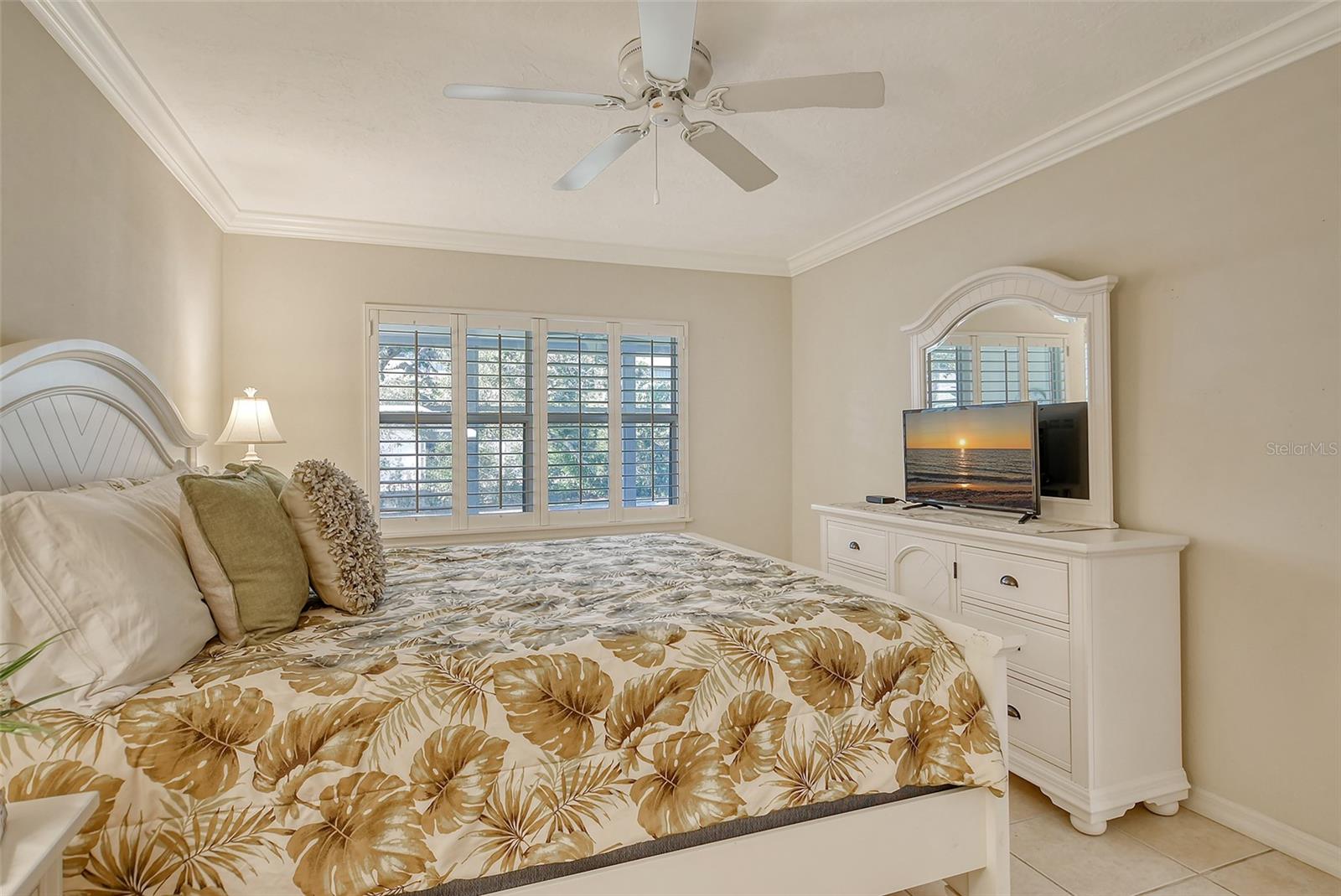 1243 SIESTA BAYSIDE DR #D, SARASOTA, FL, 34242