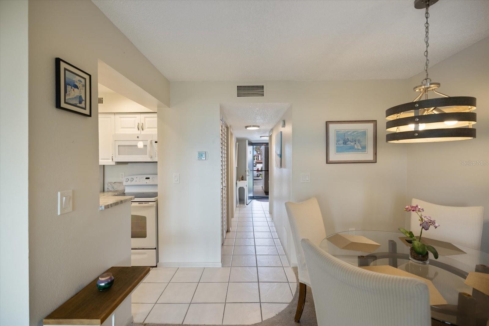 1610 STICKNEY POINT RD #101, SARASOTA, FL, 34231