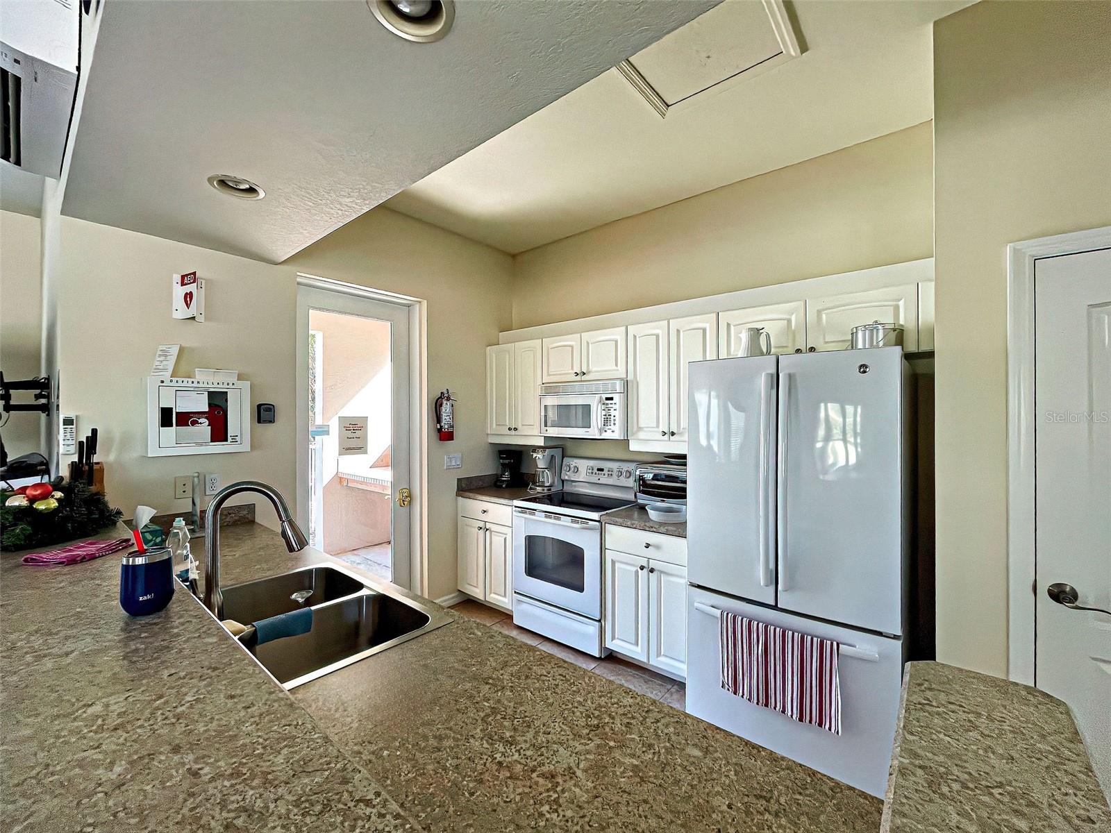 1655 LANCASHIRE DR #1655, VENICE, FL, 34293
