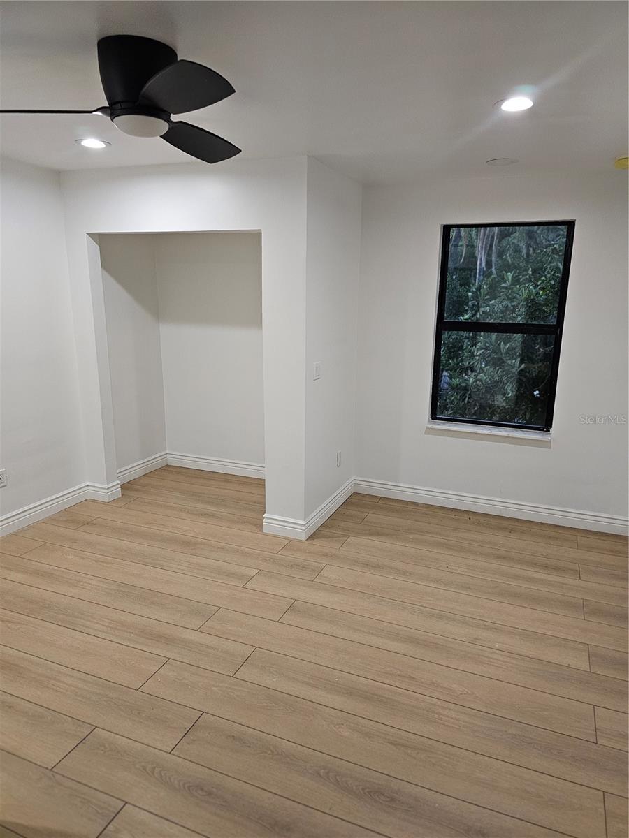 319 W WEST ST, TAMPA, FL, 33602