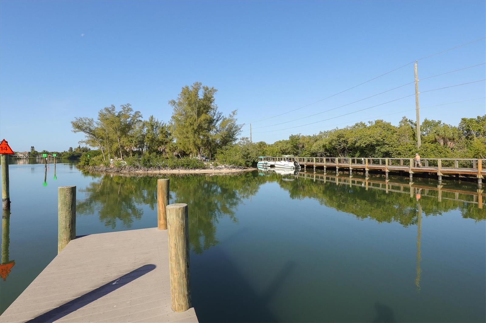 199 PALM AIR DR, OSPREY, FL, 34229