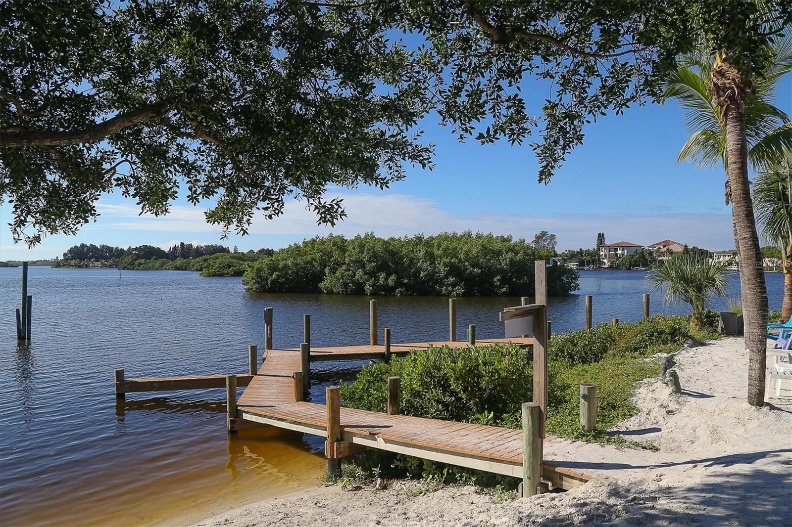 199 PALM AIR DR, OSPREY, FL, 34229
