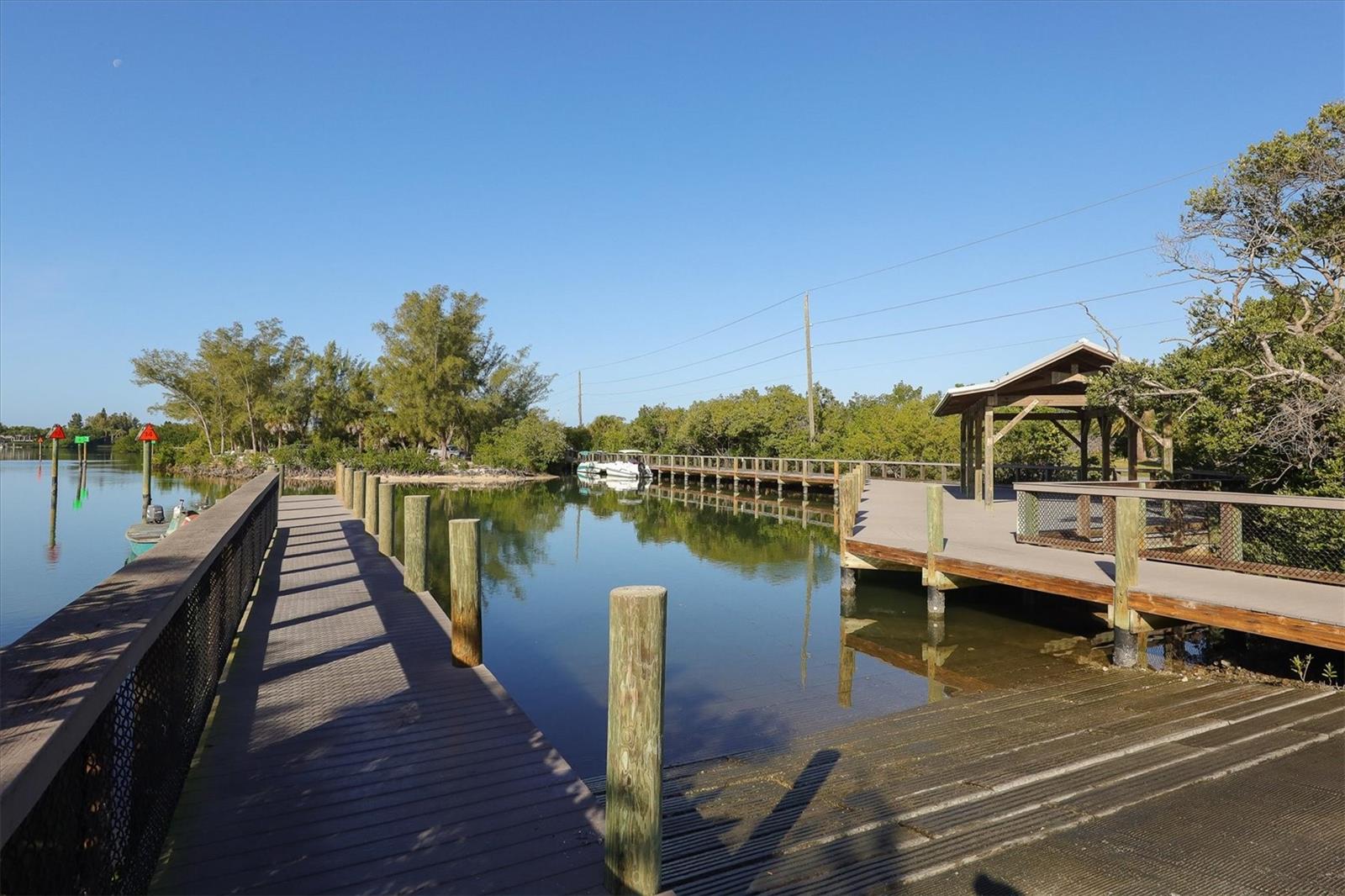 199 PALM AIR DR, OSPREY, FL, 34229