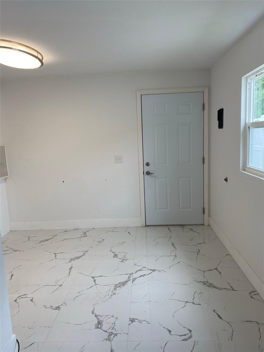 2801 AUBURN AVE W, TAMPA, FL, 33614