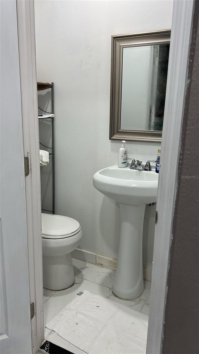 2801 AUBURN AVE W, TAMPA, FL, 33614