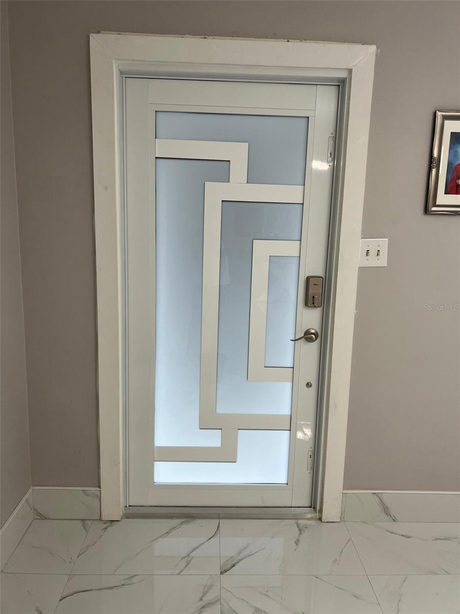 2801 AUBURN AVE W, TAMPA, FL, 33614