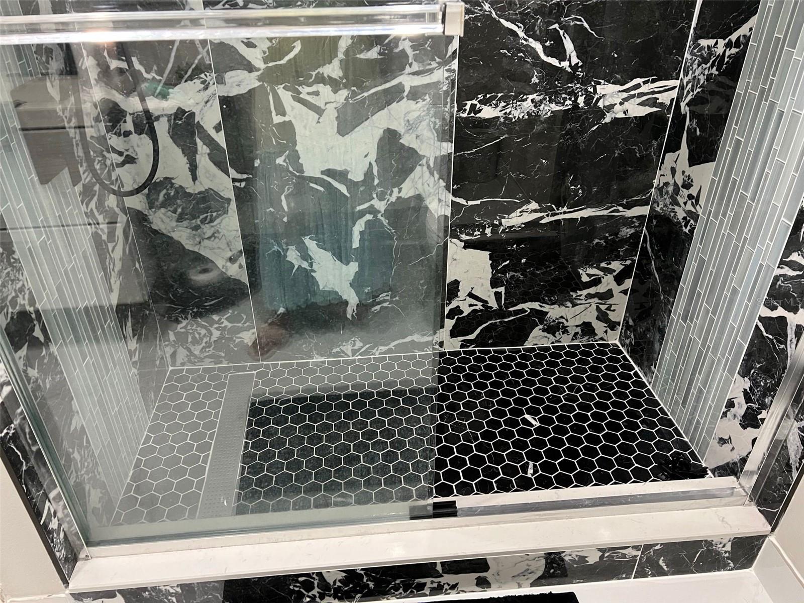 2801 AUBURN AVE W, TAMPA, FL, 33614