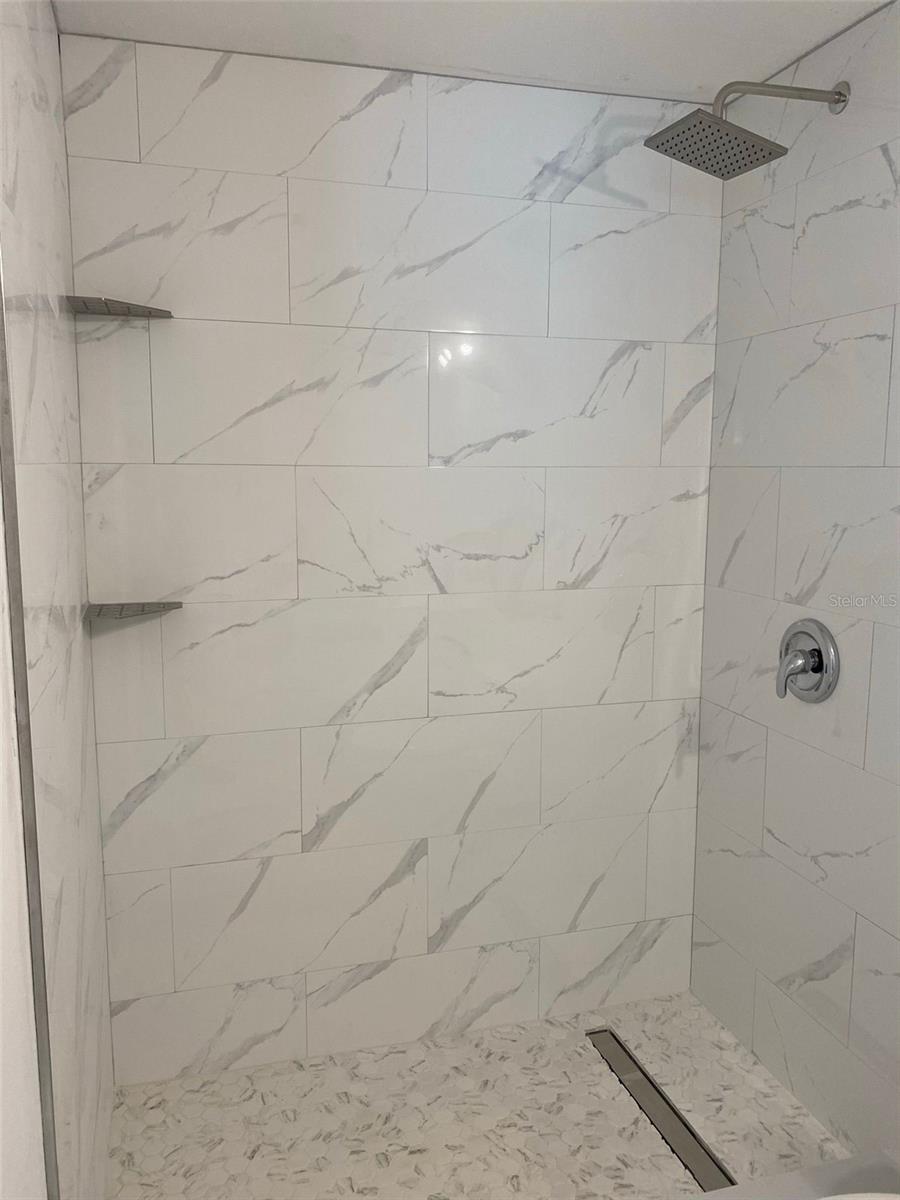 2801 AUBURN AVE W, TAMPA, FL, 33614