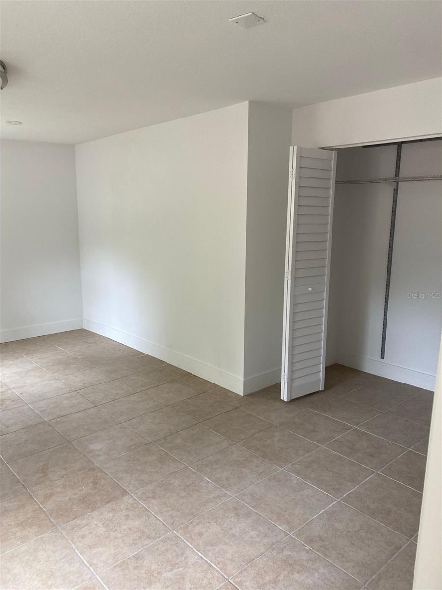 2801 AUBURN AVE W, TAMPA, FL, 33614