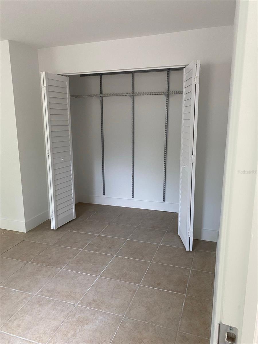 2801 AUBURN AVE W, TAMPA, FL, 33614