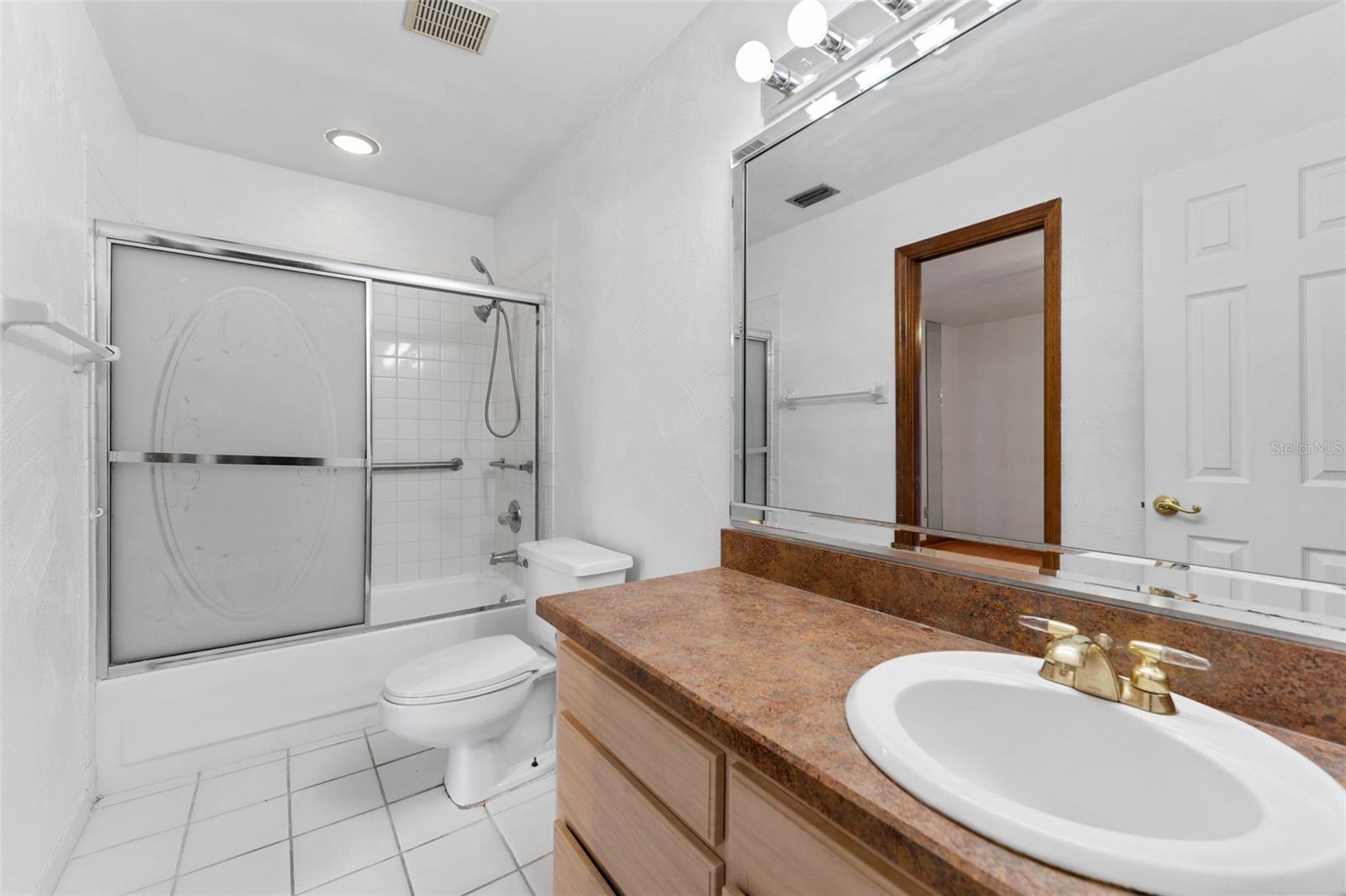5206 PINE MILL CT, TEMPLE TERRACE, FL, 33617