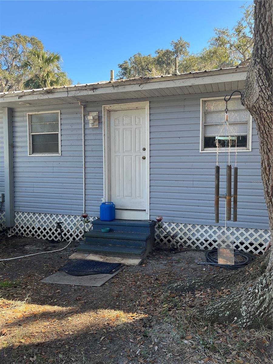 1268 CR 436, LAKE PANASOFFKEE, FL, 33538