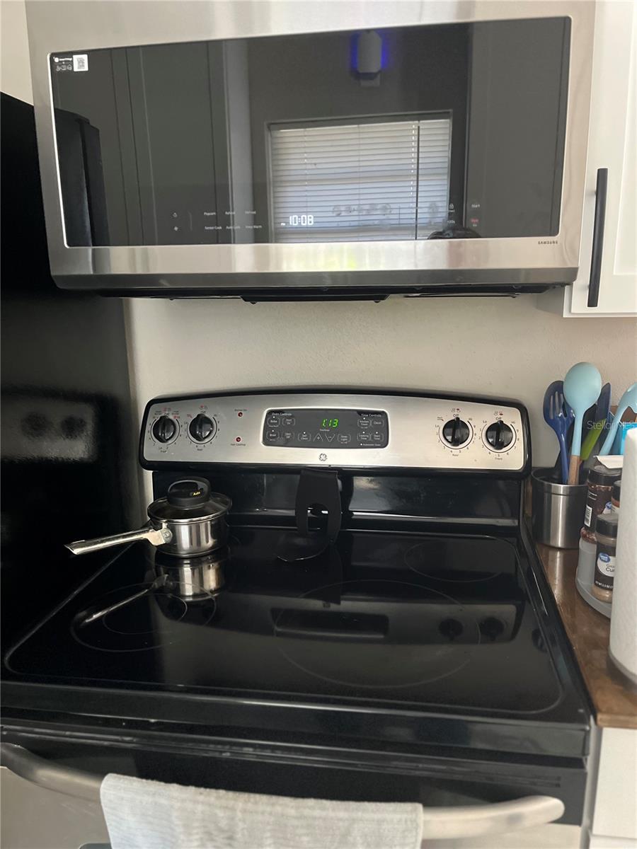 1268 CR 436, LAKE PANASOFFKEE, FL, 33538