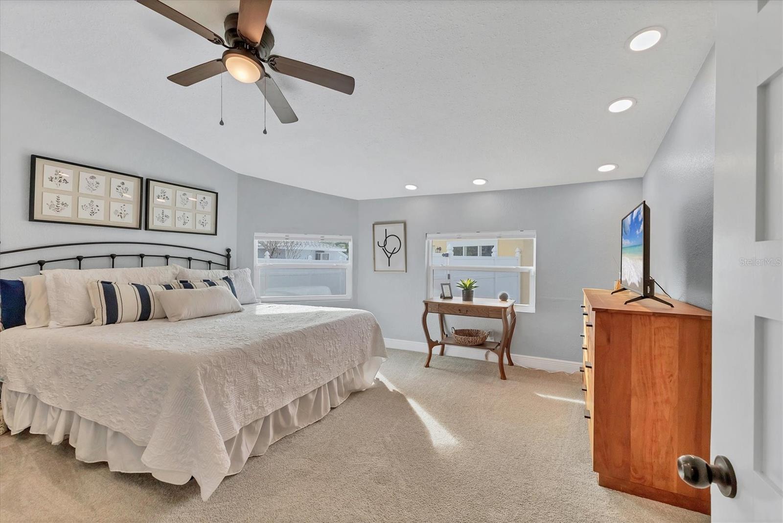 305 PAMETO RD, NOKOMIS, FL, 34275