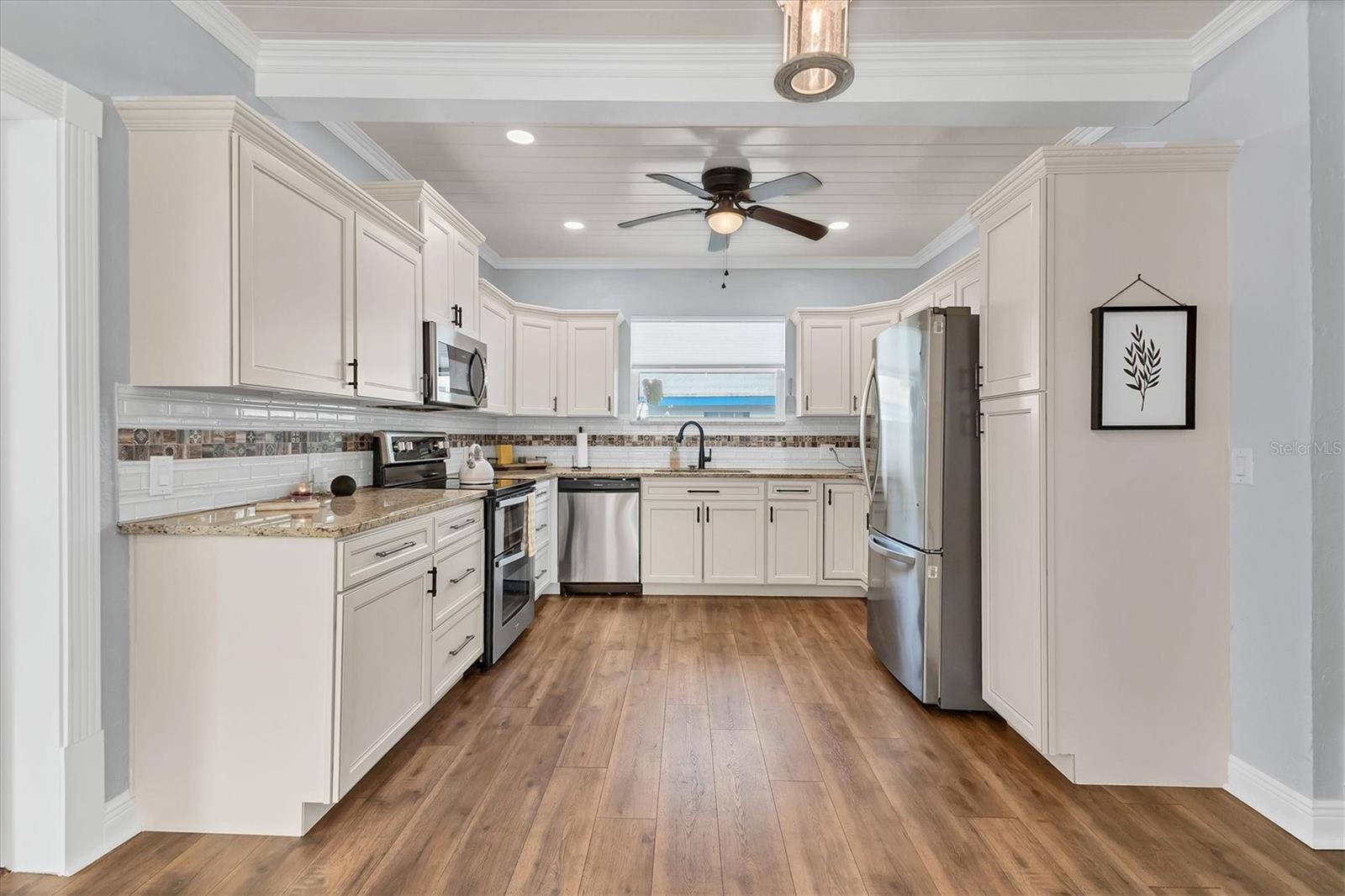 305 PAMETO RD, NOKOMIS, FL, 34275