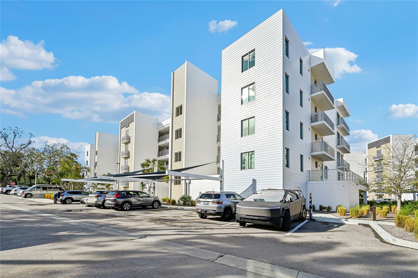 1703 N TAMIAMI TRL #209, SARASOTA, FL, 34234