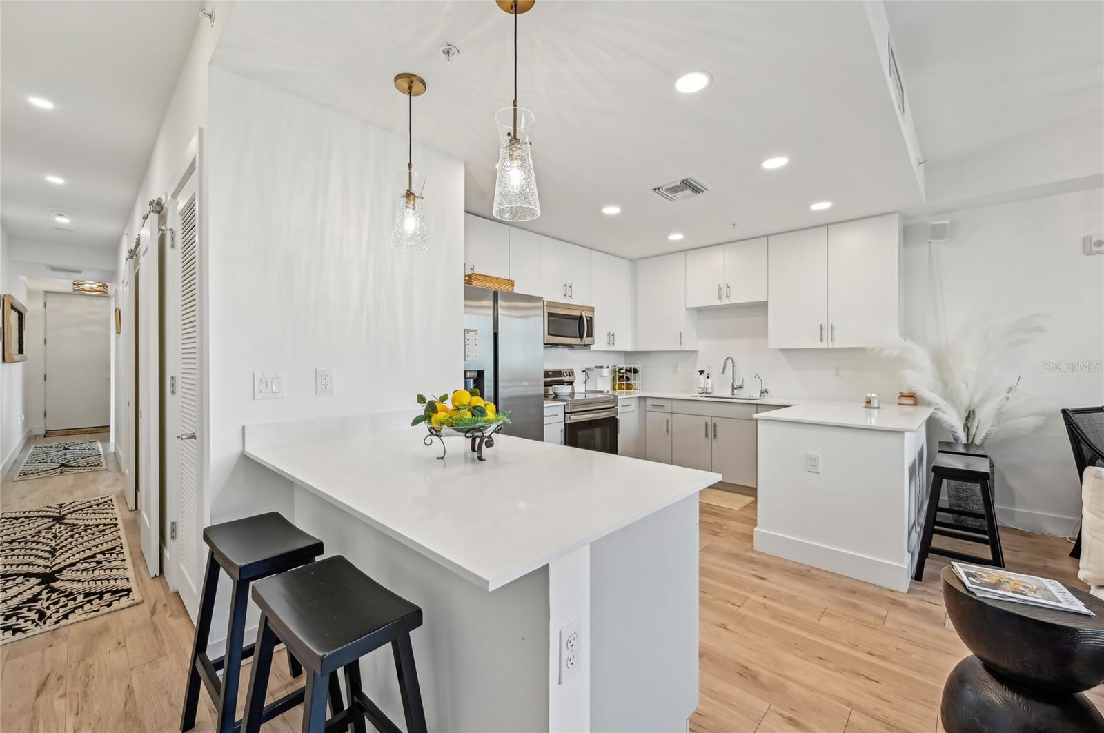 1703 N TAMIAMI TRL #209, SARASOTA, FL, 34234