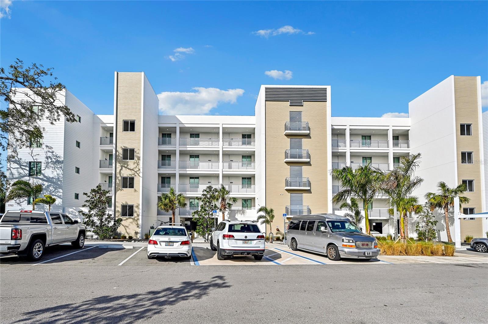 1703 N TAMIAMI TRL #209, SARASOTA, FL, 34234