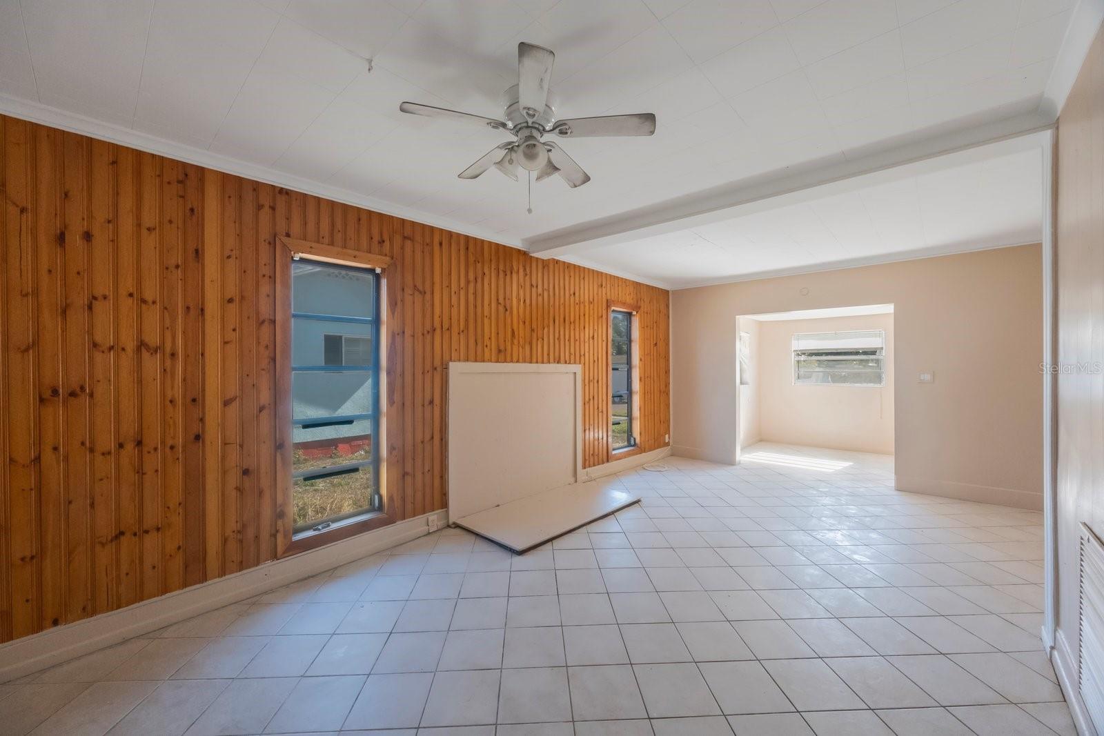4135 4TH AVE N, ST PETERSBURG, FL, 33713