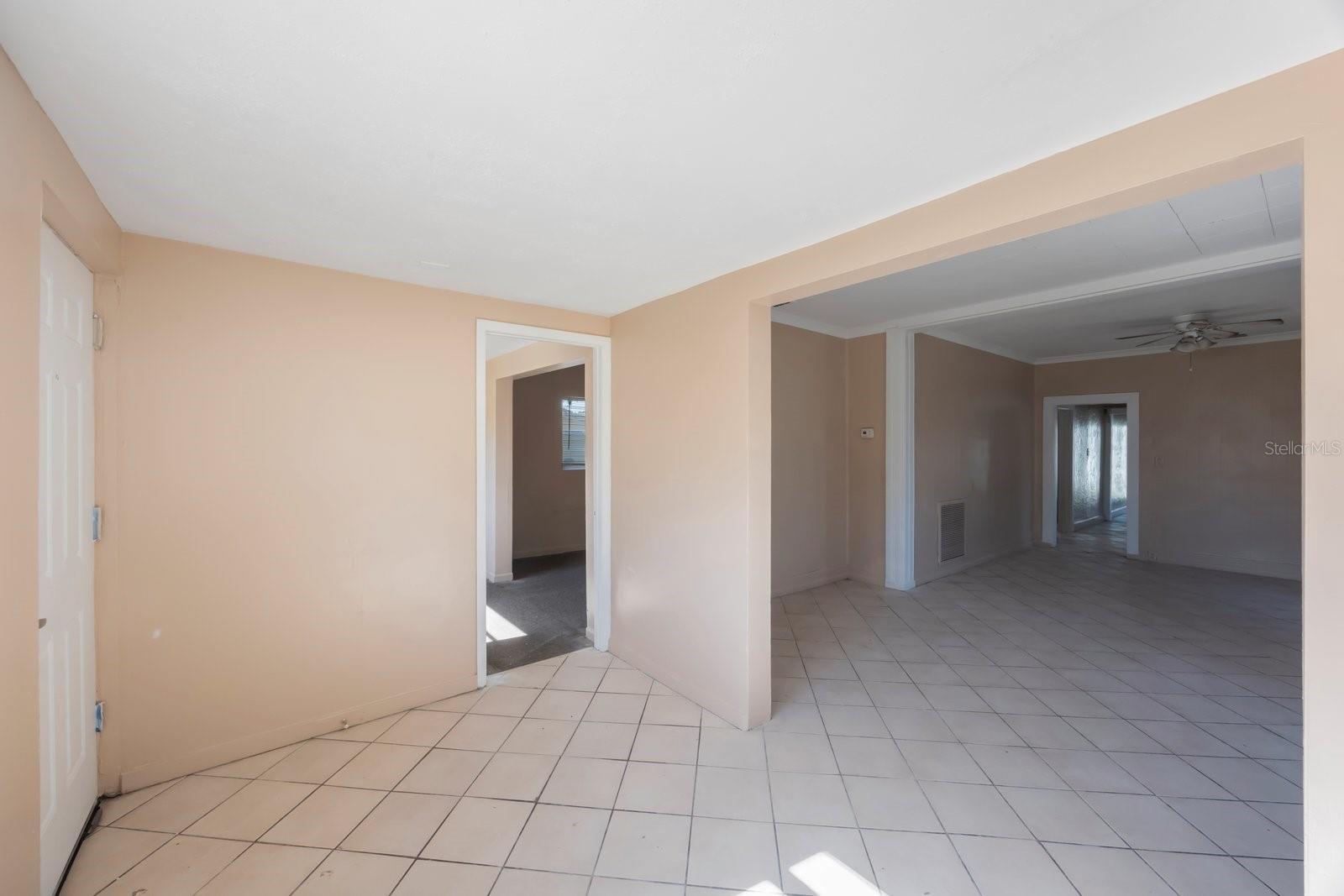 4135 4TH AVE N, ST PETERSBURG, FL, 33713