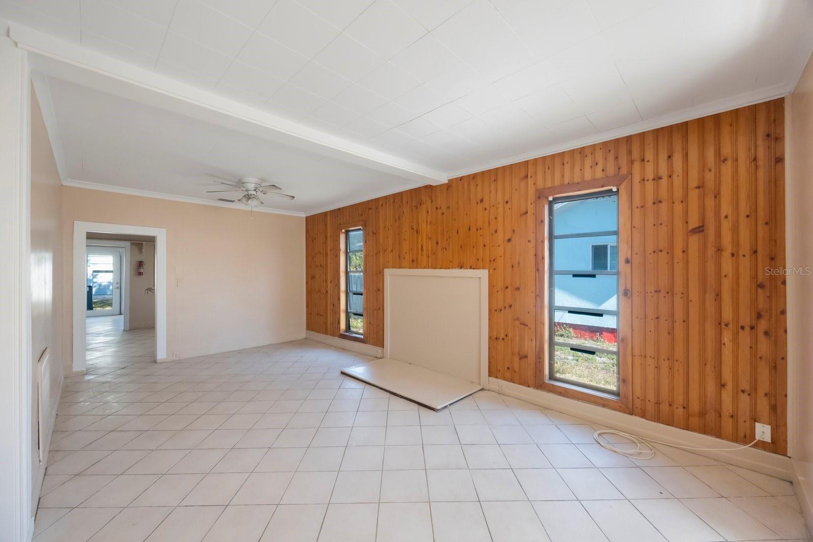 4135 4TH AVE N, ST PETERSBURG, FL, 33713