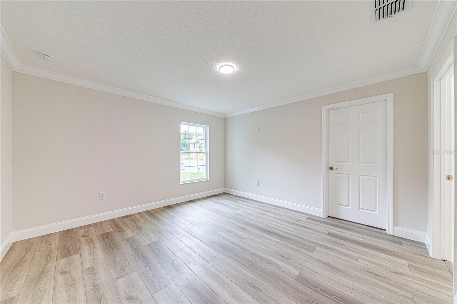 157 S LAKEVIEW DR, LAKE HELEN, FL, 32744