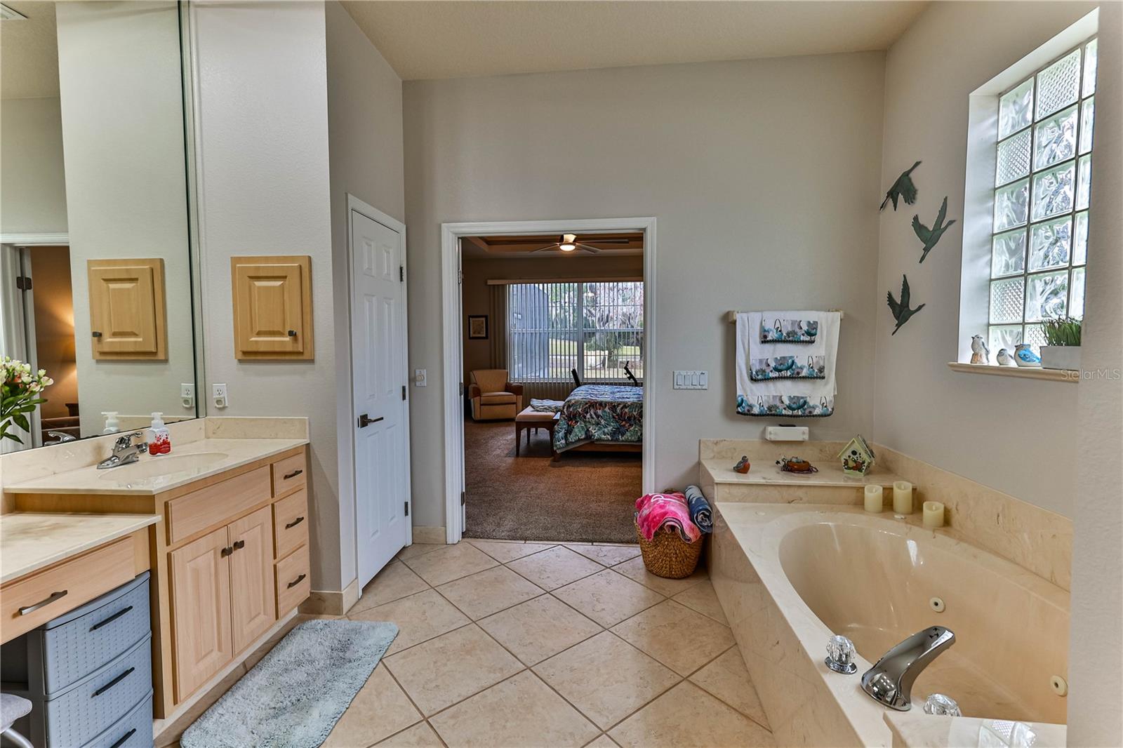 706 LAKE DIAMOND AVE, OCALA, FL, 34472