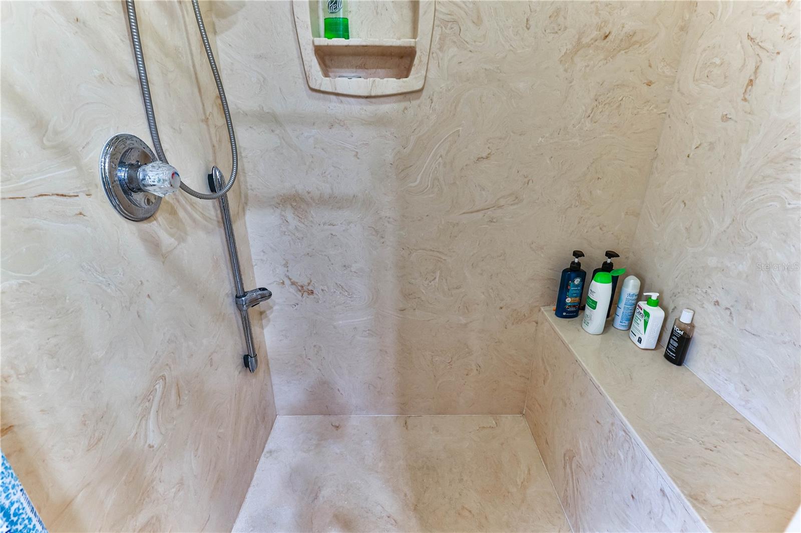 706 LAKE DIAMOND AVE, OCALA, FL, 34472