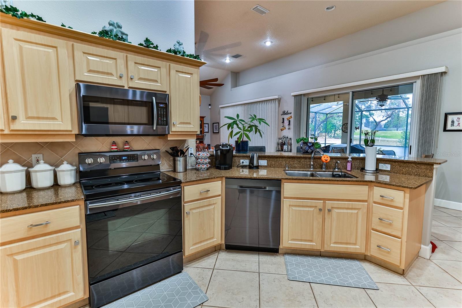 706 LAKE DIAMOND AVE, OCALA, FL, 34472