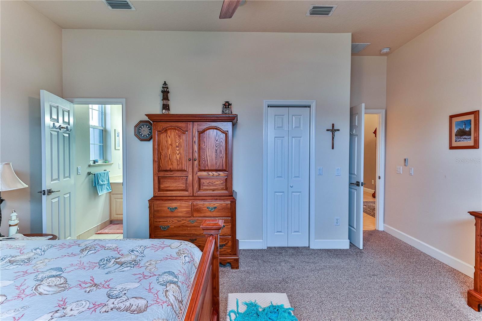 706 LAKE DIAMOND AVE, OCALA, FL, 34472