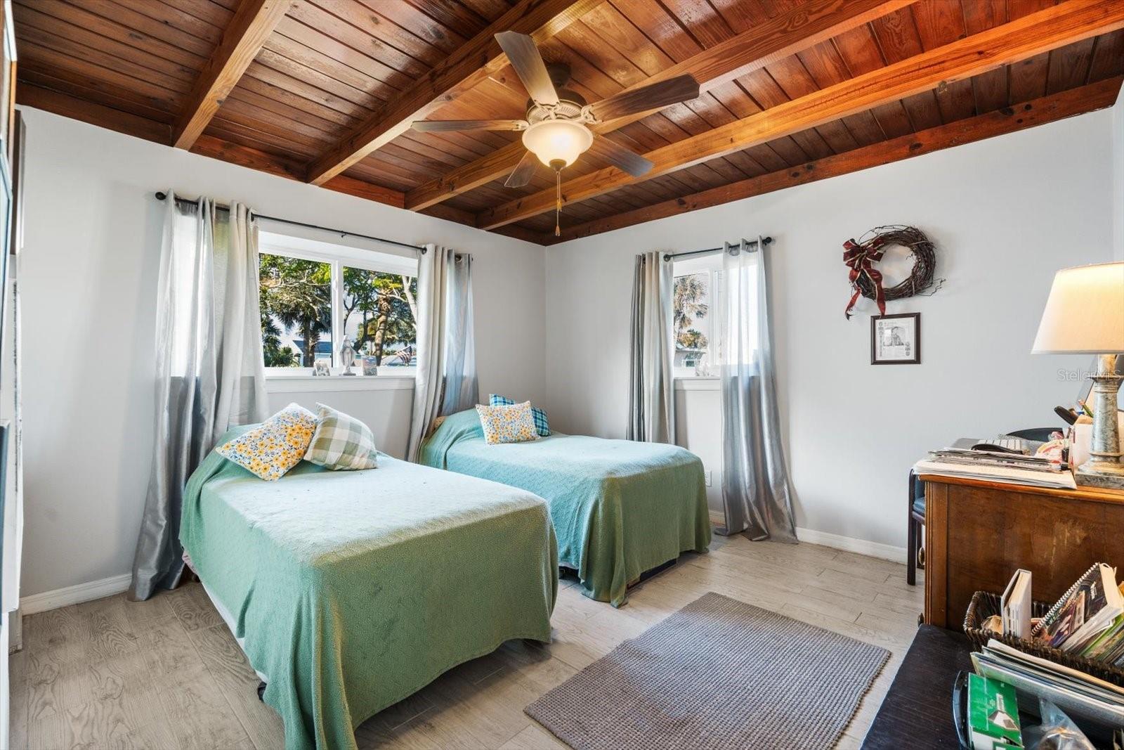 135 N PALMETTO AVE, FLAGLER BEACH, FL, 32136