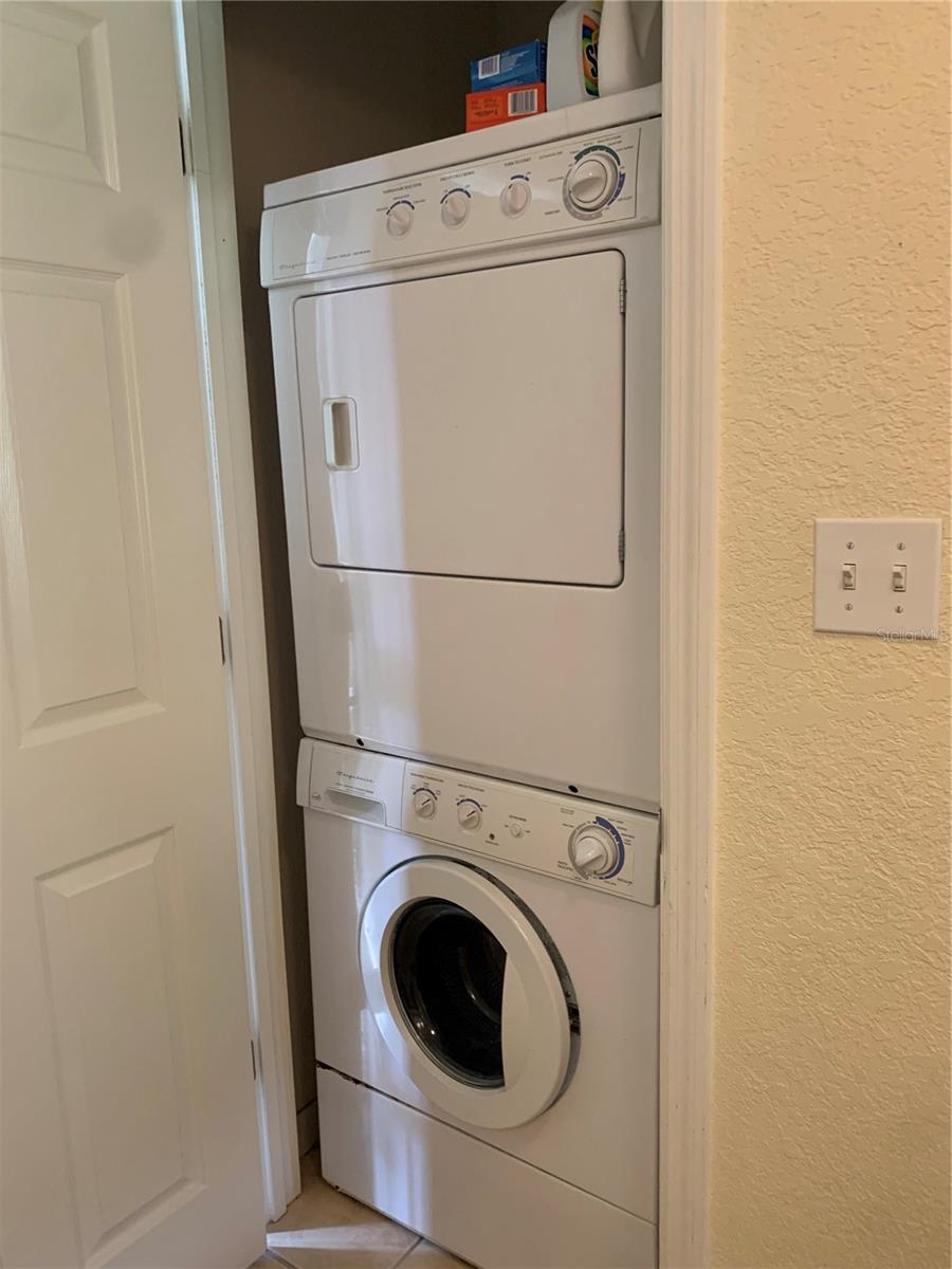 930 LA COSTA CIR #6, SARASOTA, FL, 34237