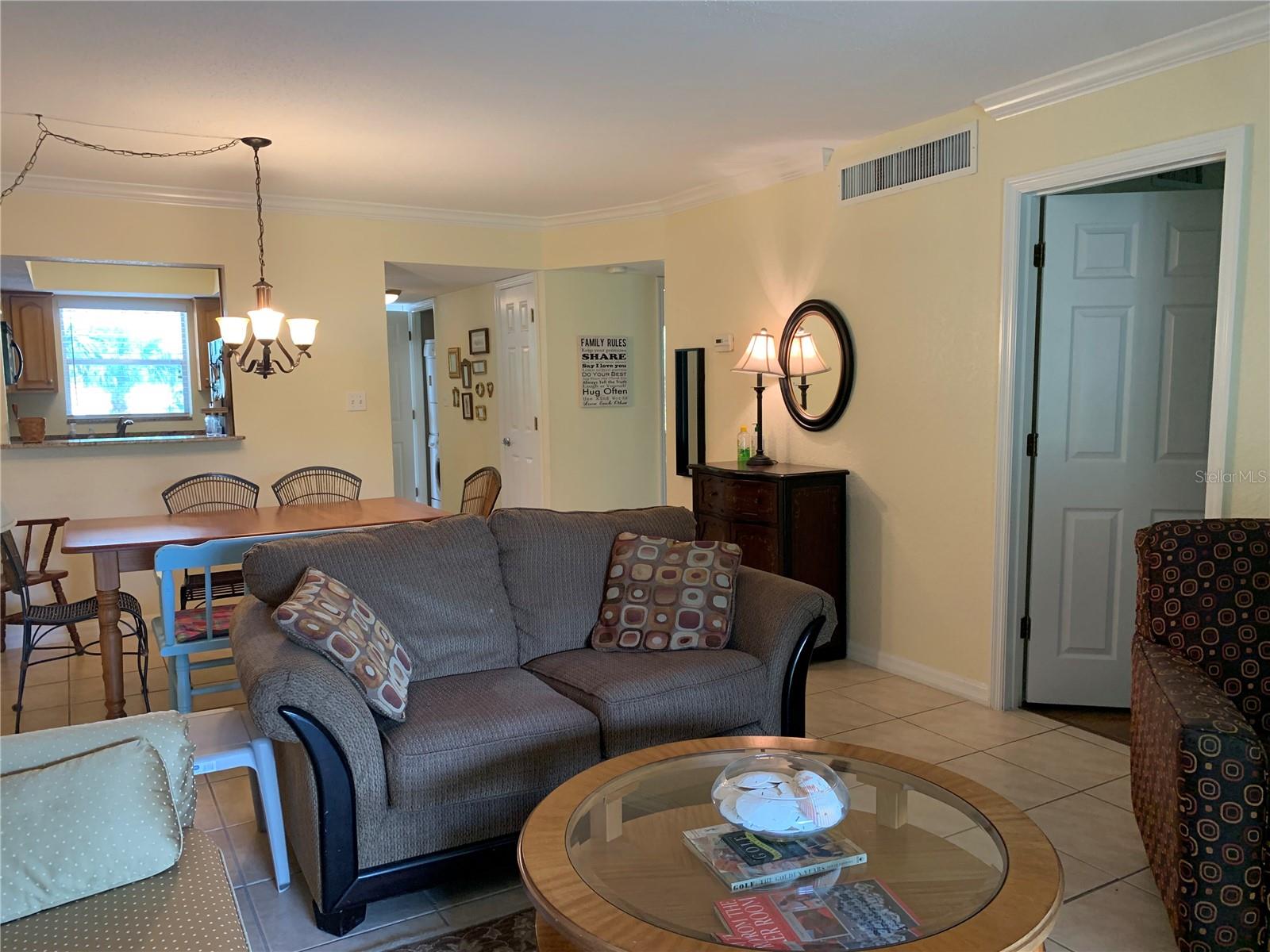 930 LA COSTA CIR #6, SARASOTA, FL, 34237