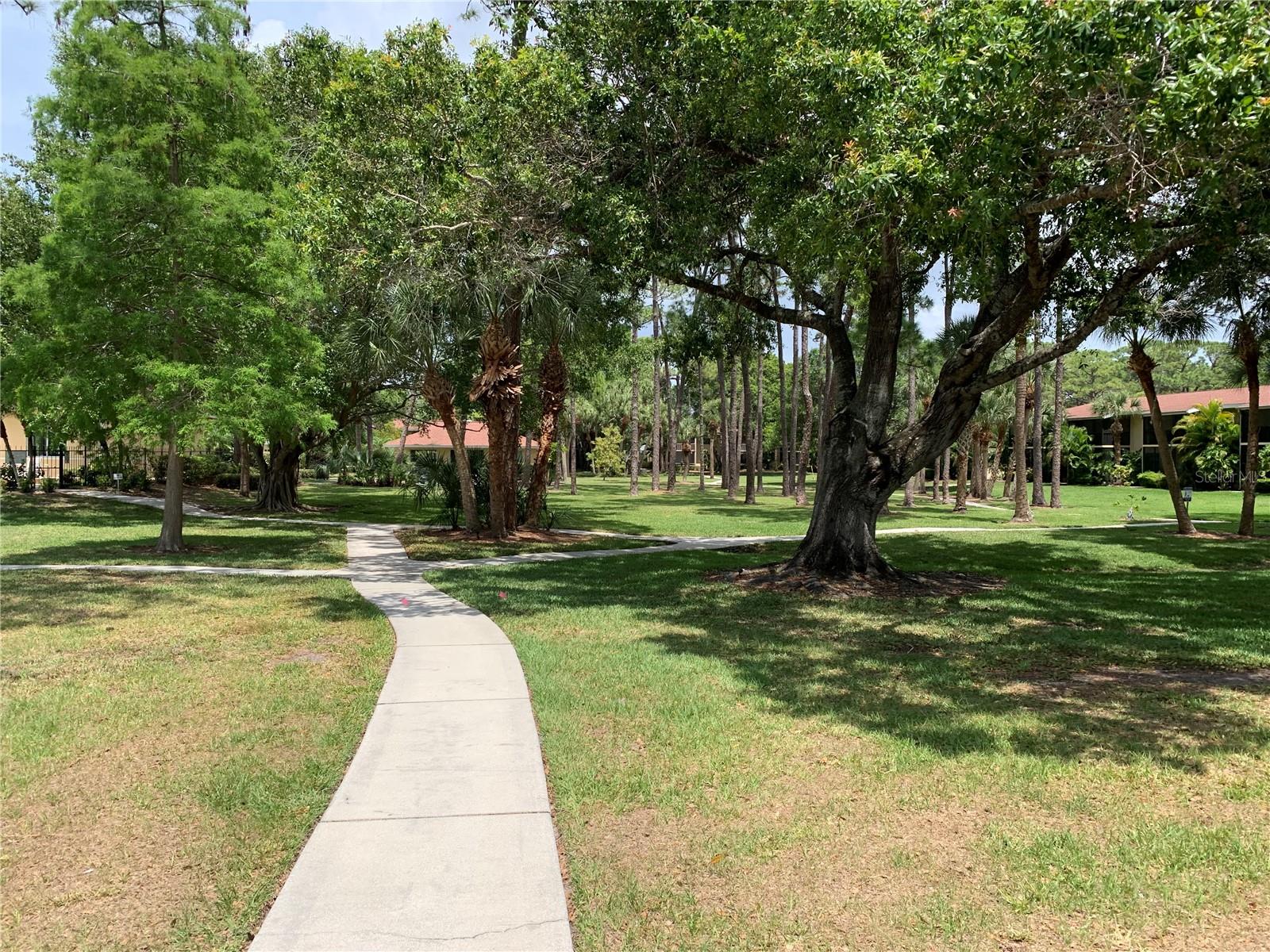 930 LA COSTA CIR #6, SARASOTA, FL, 34237