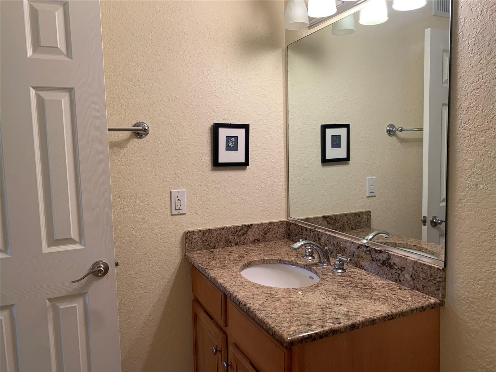 930 LA COSTA CIR #6, SARASOTA, FL, 34237