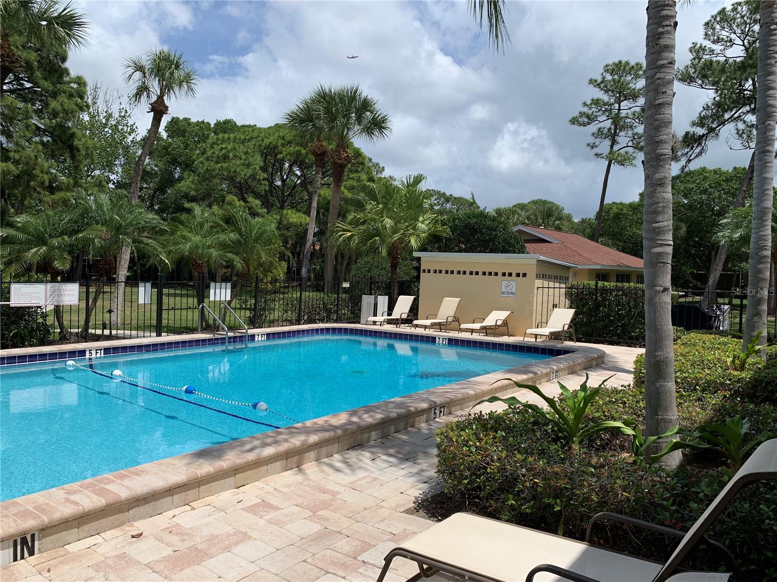 930 LA COSTA CIR #6, SARASOTA, FL, 34237