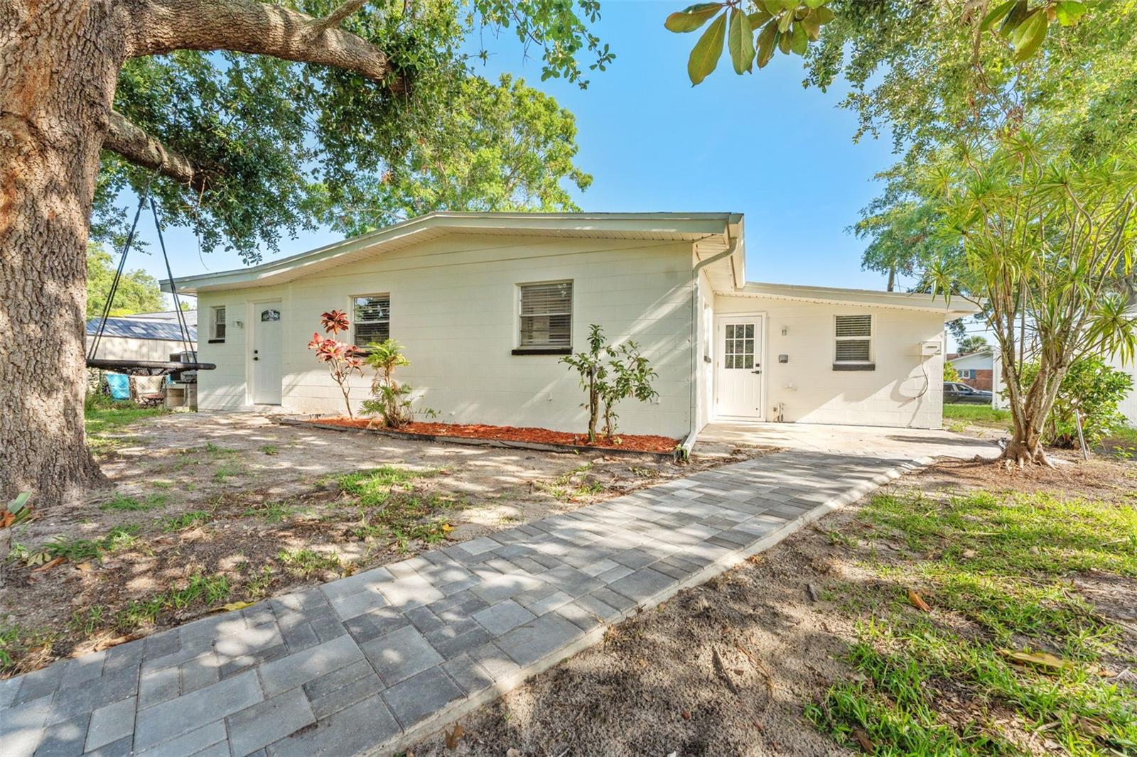 8703 DRIFTWOOD DR, TAMPA, FL, 33615